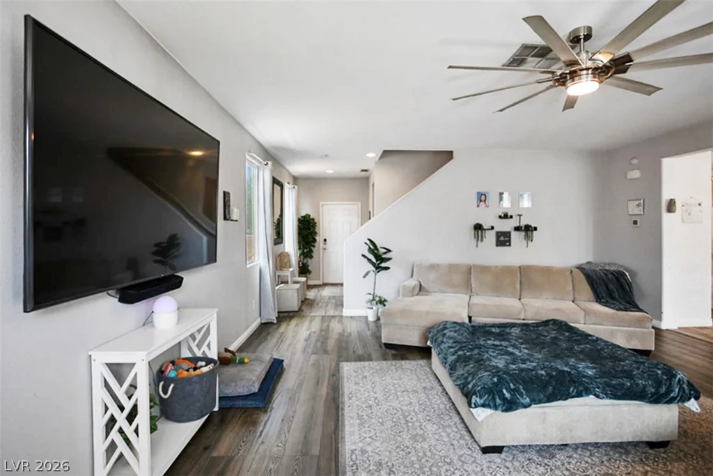 5732 Aspen Park, North Las Vegas, NV 89081