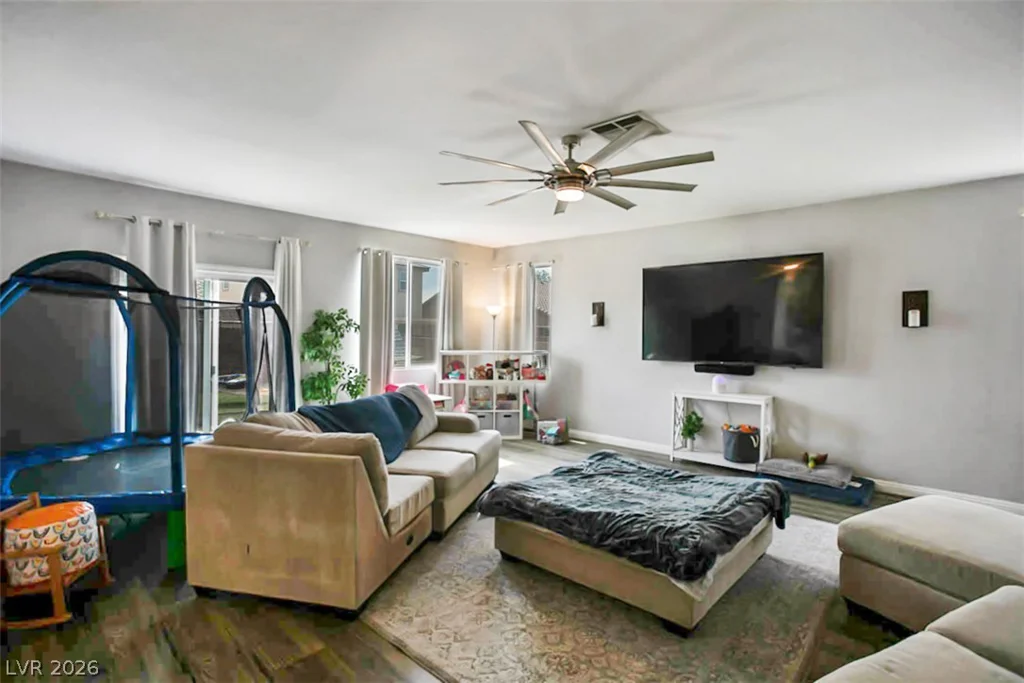 5732 Aspen Park, North Las Vegas, NV 89081