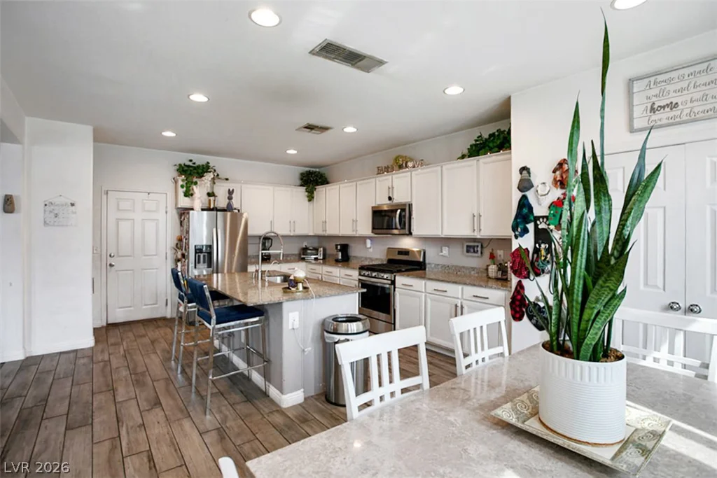 5732 Aspen Park, North Las Vegas, NV 89081