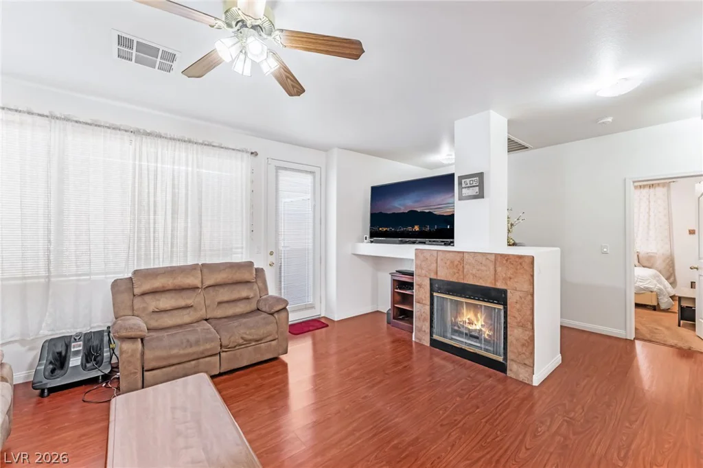1712 Stonefield, Las Vegas, NV 89144