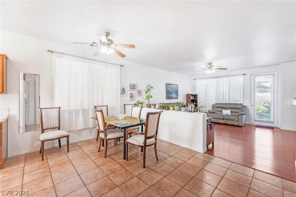 1712 Stonefield, Las Vegas, NV 89144