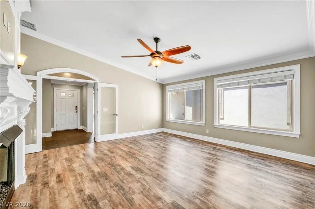 5924 Radiance Park, North Las Vegas, NV 89081
