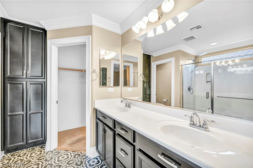 5924 Radiance Park, North Las Vegas, NV 89081