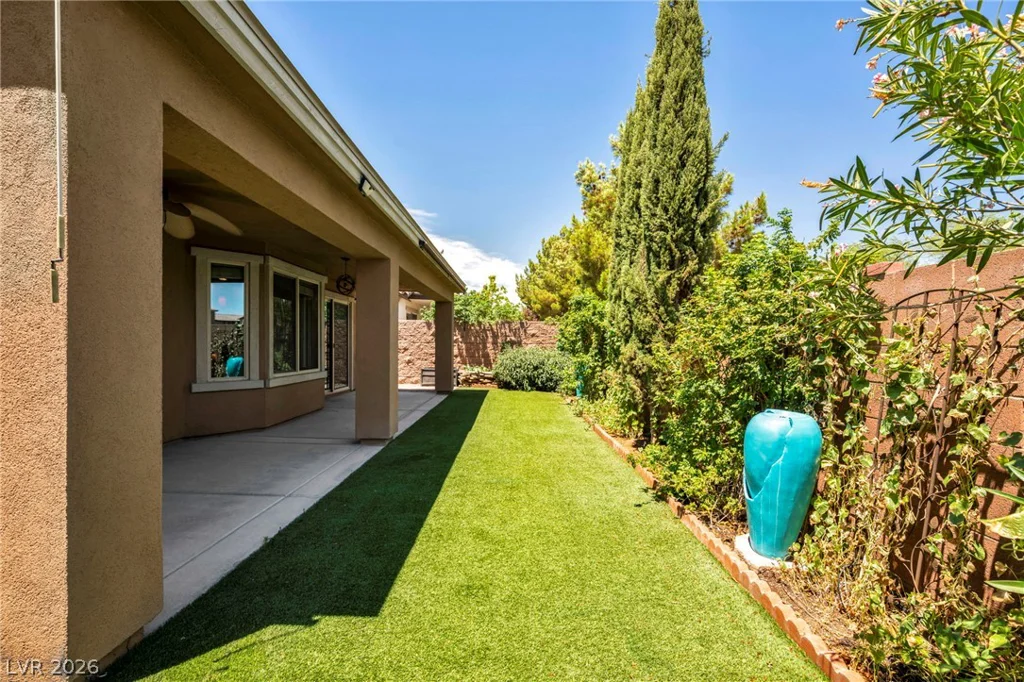 5924 Radiance Park, North Las Vegas, NV 89081