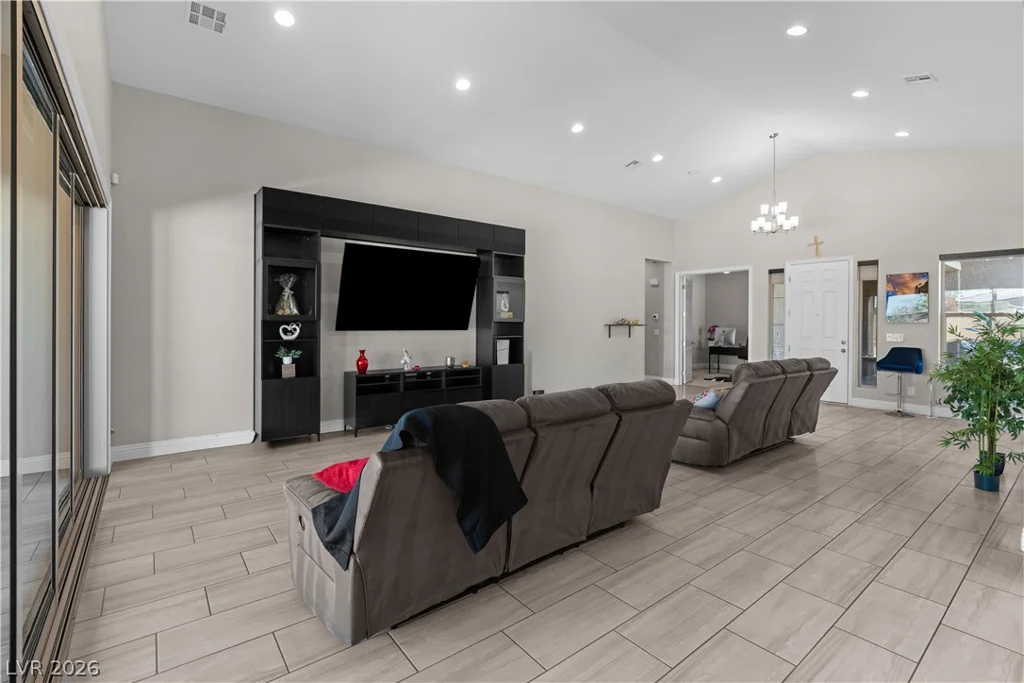 7612 Torino, Las Vegas, NV 89113
