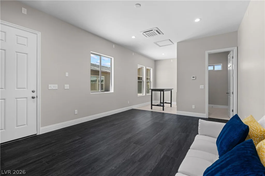 7612 Torino, Las Vegas, NV 89113