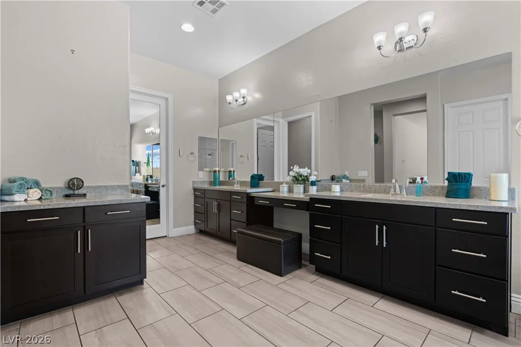 7612 Torino, Las Vegas, NV 89113