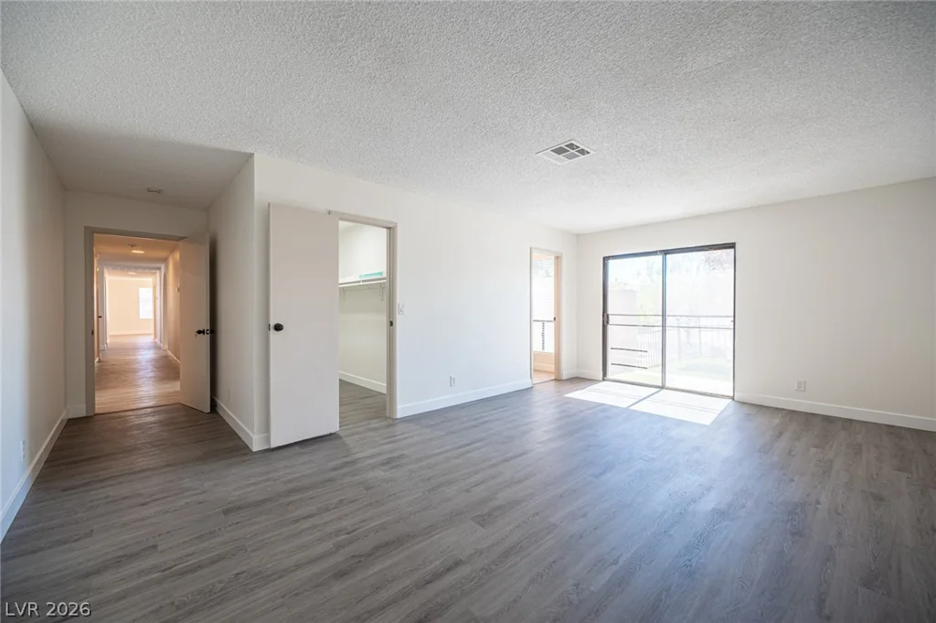7041 Decatur, Las Vegas, NV 89131