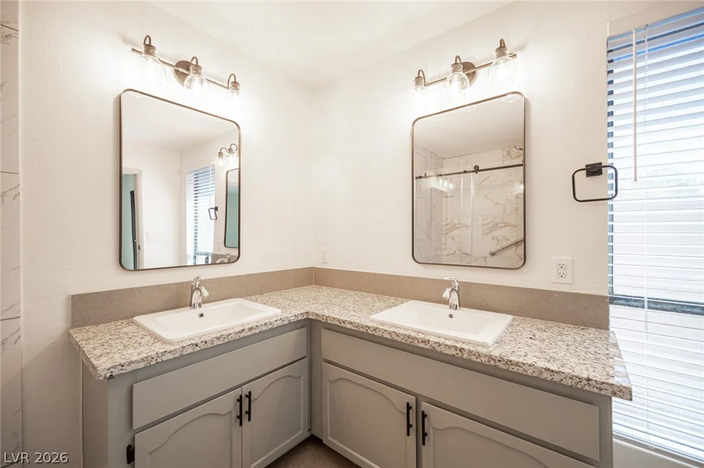 7041 Decatur, Las Vegas, NV 89131