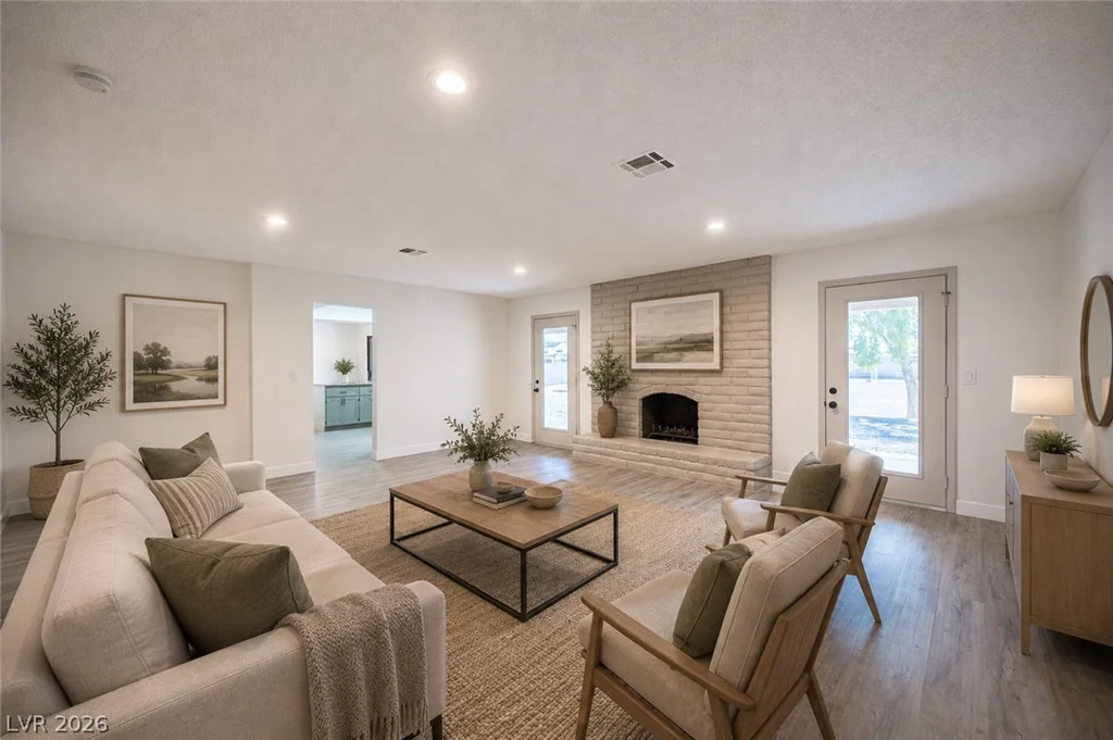 7041 Decatur, Las Vegas, NV 89131
