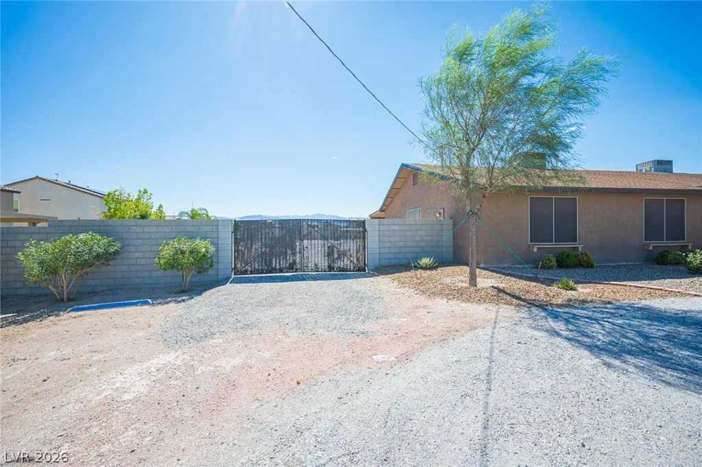 7041 Decatur, Las Vegas, NV 89131