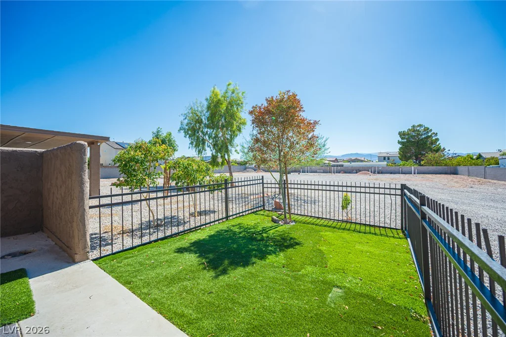 7041 Decatur, Las Vegas, NV 89131
