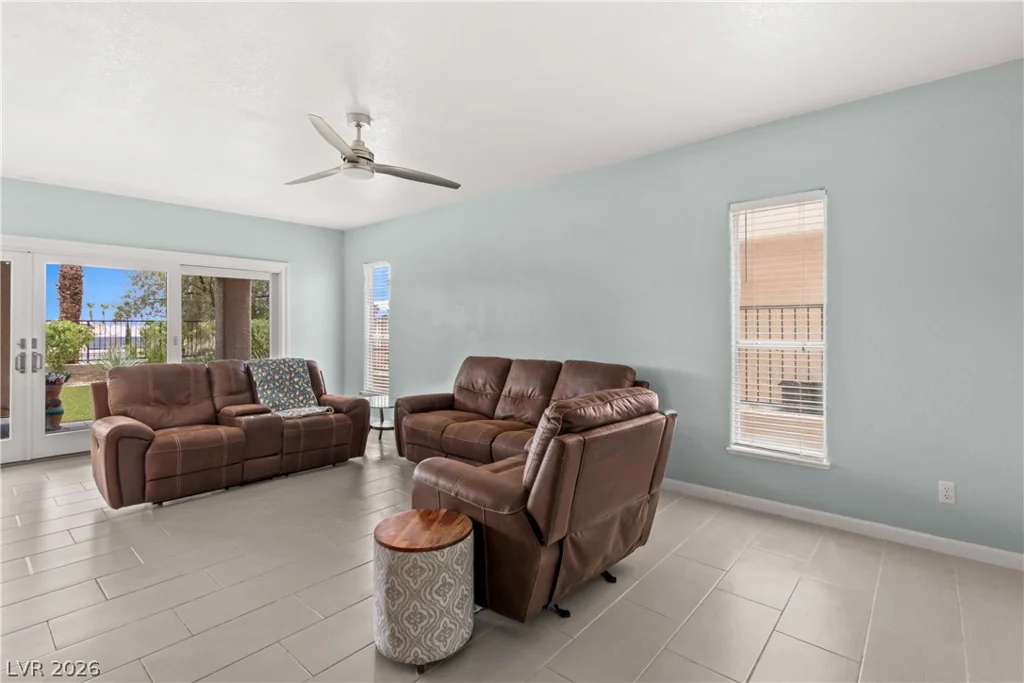 2808 Crystal Beach, Las Vegas, NV 89128