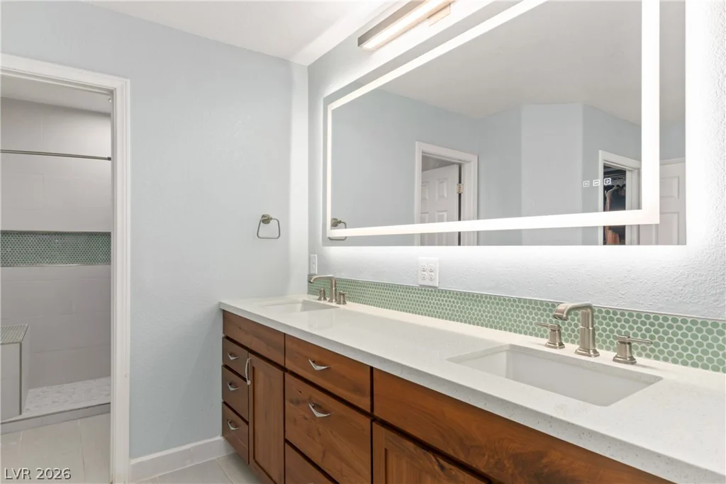 2808 Crystal Beach, Las Vegas, NV 89128