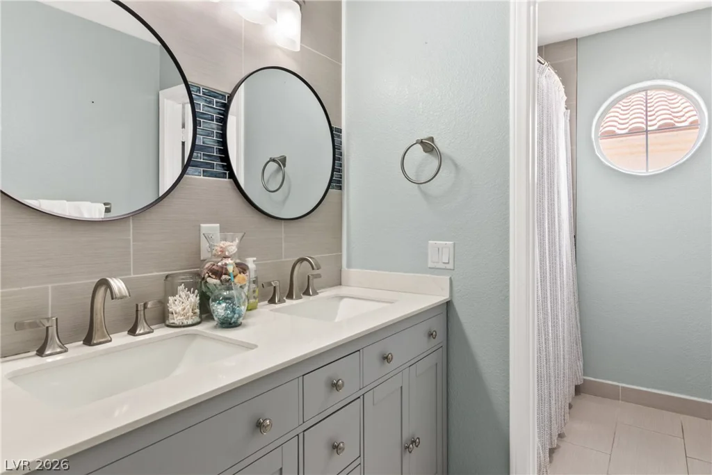 2808 Crystal Beach, Las Vegas, NV 89128