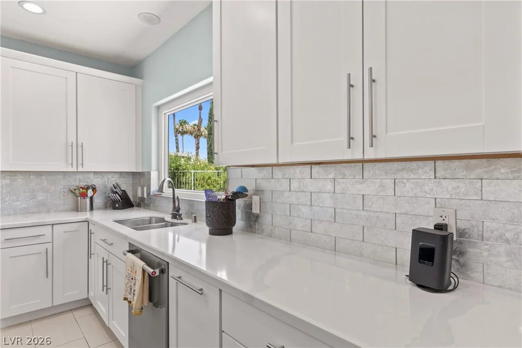 2808 Crystal Beach, Las Vegas, NV 89128