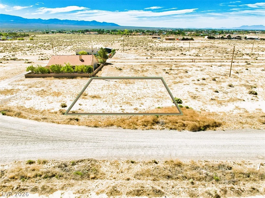 561 Nikki, Pahrump, NV 89060