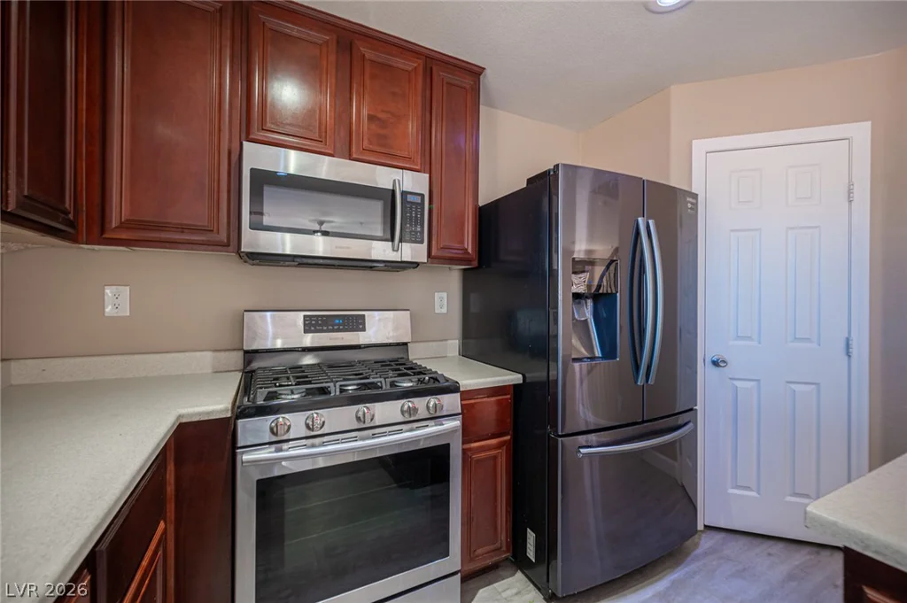 1060 Paradise Coach, Henderson, NV 89002