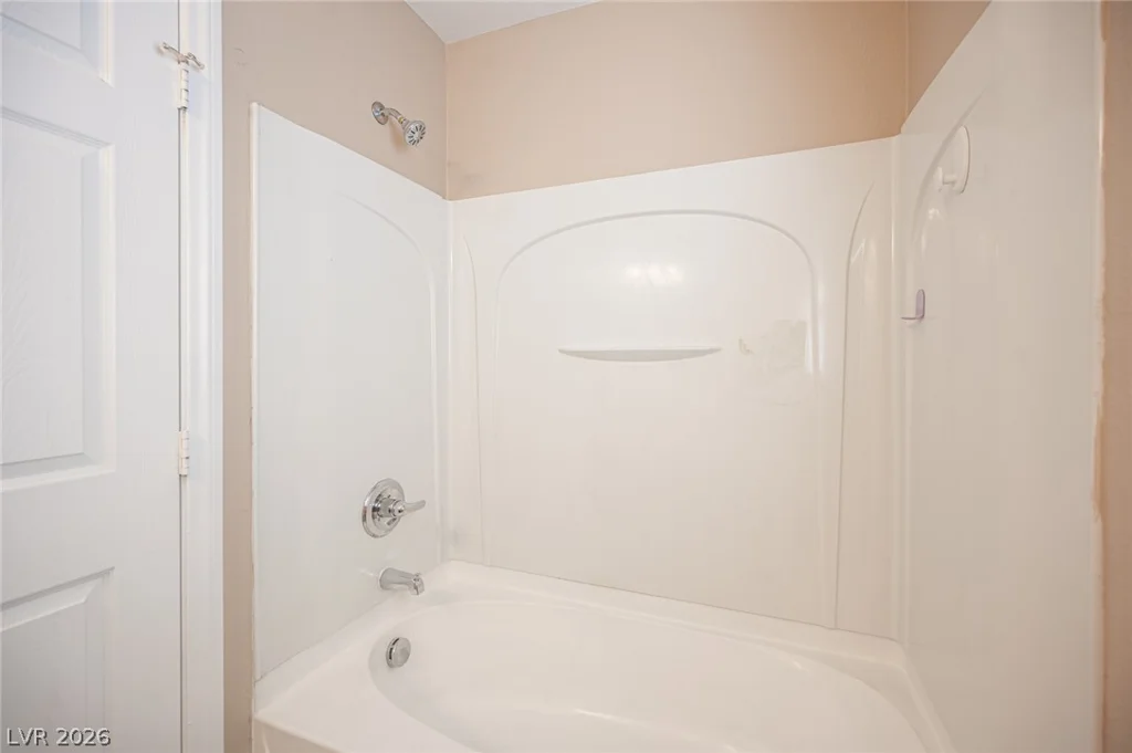 1060 Paradise Coach, Henderson, NV 89002