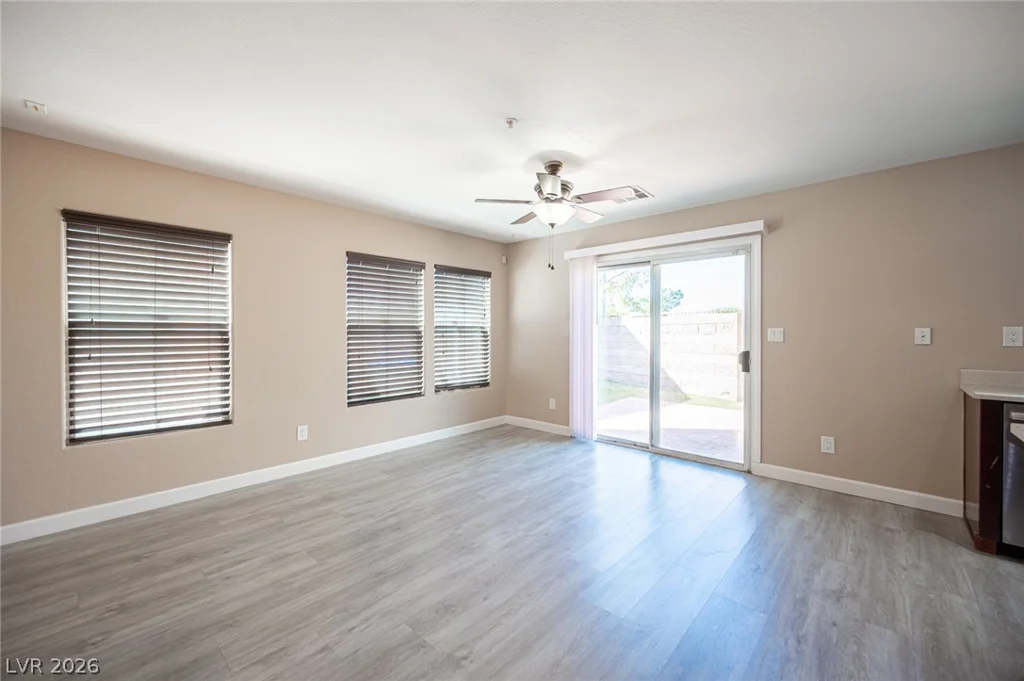 1060 Paradise Coach, Henderson, NV 89002