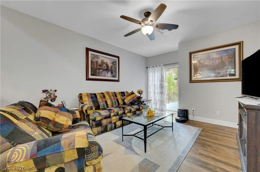 9475 Marshall Creek, Las Vegas, NV 89178