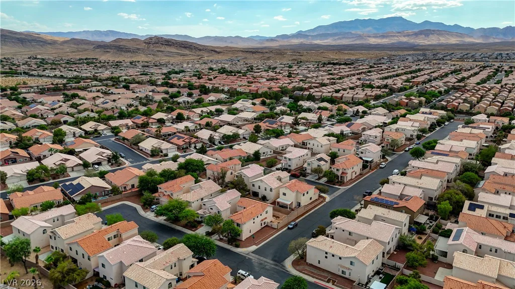 9475 Marshall Creek, Las Vegas, NV 89178