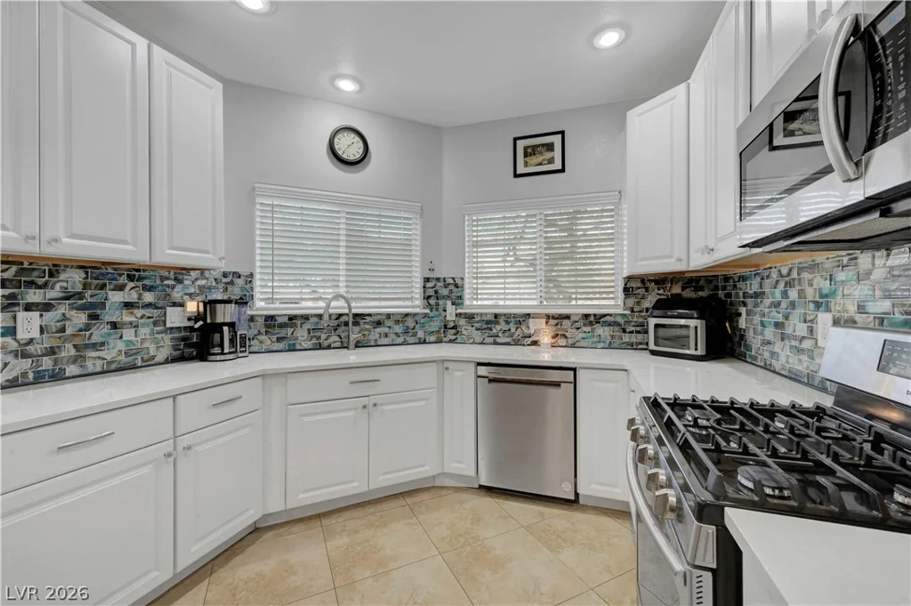 9475 Marshall Creek, Las Vegas, NV 89178