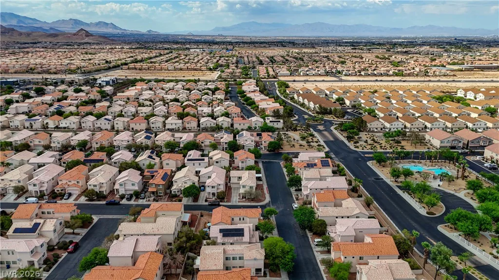 9475 Marshall Creek, Las Vegas, NV 89178