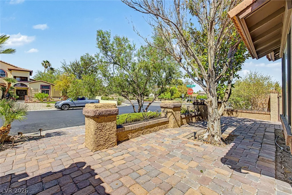 6815 Trinity, Las Vegas, NV 89146