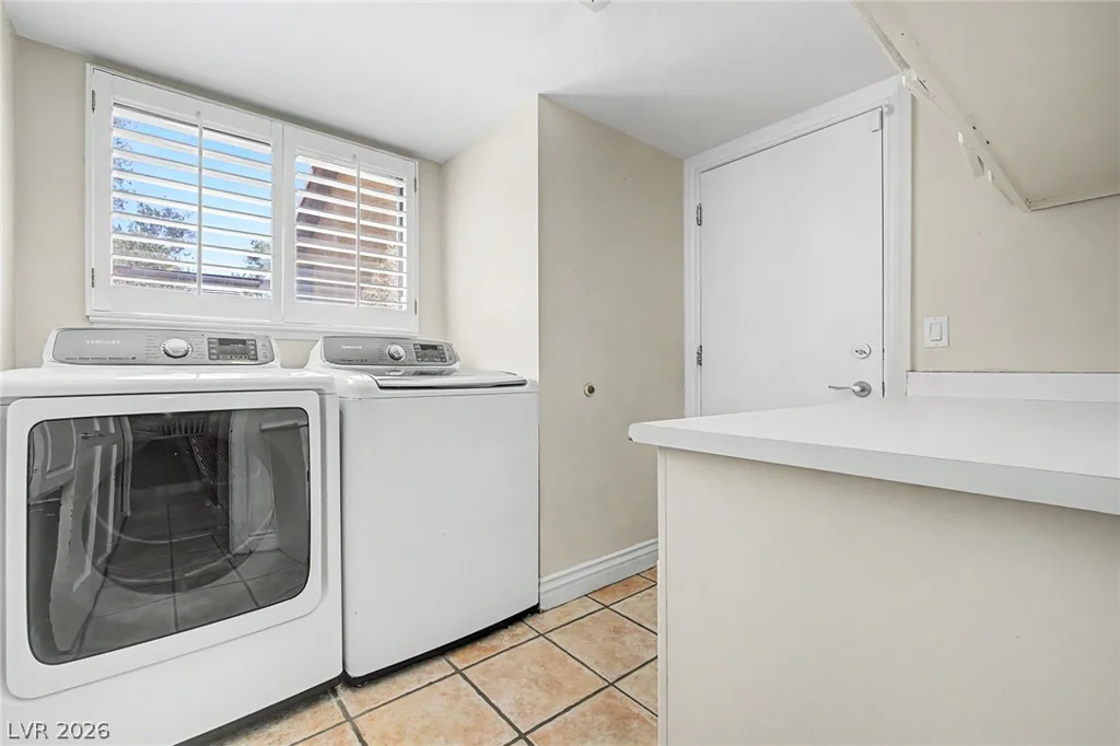 6815 Trinity, Las Vegas, NV 89146