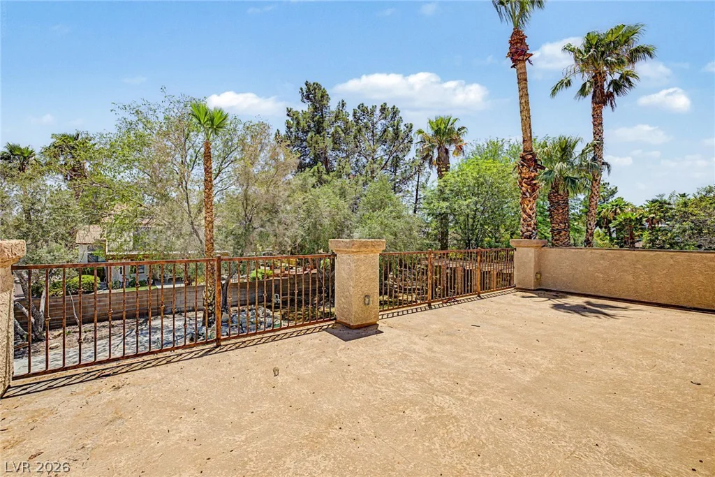 6815 Trinity, Las Vegas, NV 89146
