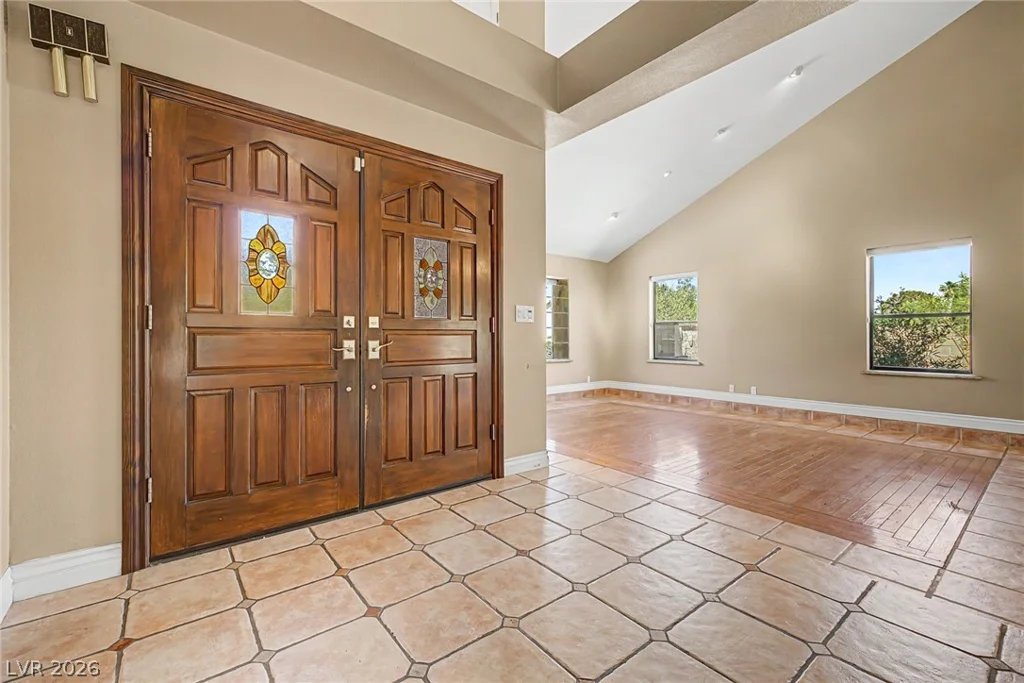 6815 Trinity, Las Vegas, NV 89146
