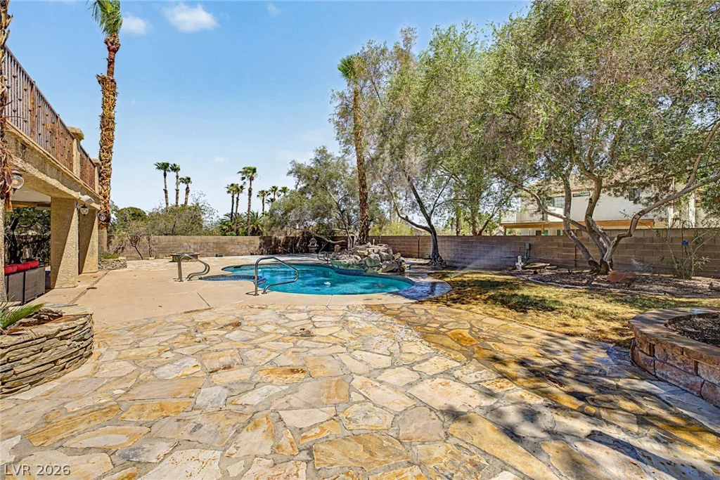 6815 Trinity, Las Vegas, NV 89146