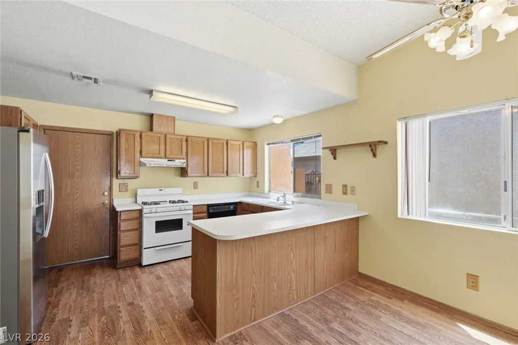 4645 Four Leaf Clover, Las Vegas, NV 89122