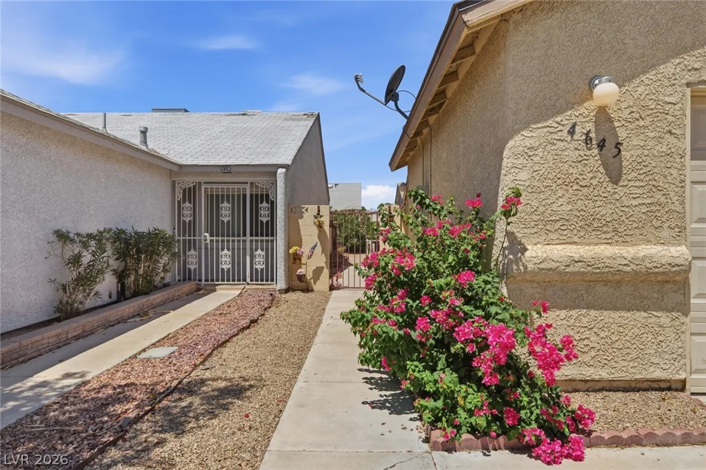 4645 Four Leaf Clover, Las Vegas, NV 89122
