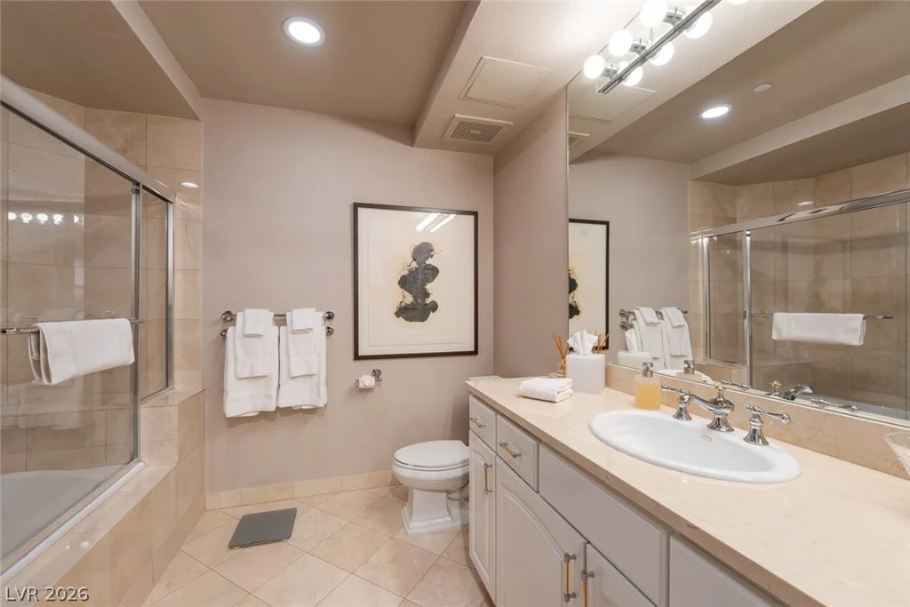 1 Hughes Center, Las Vegas, NV 89169