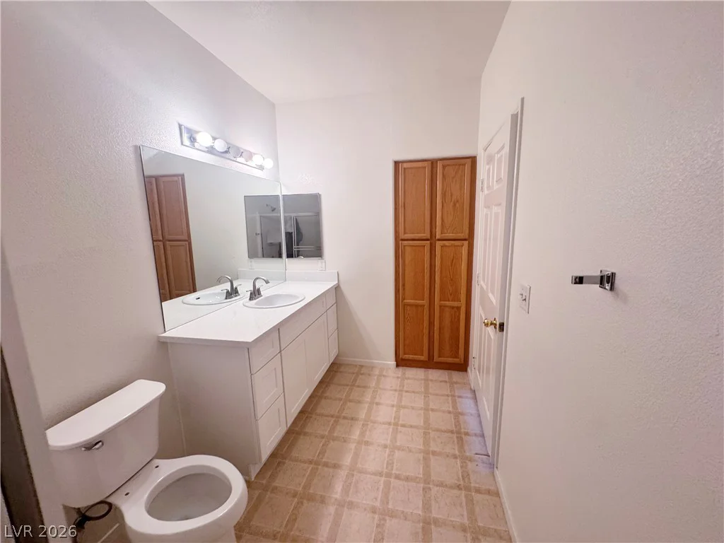 9580 Reno, Las Vegas, NV 89148