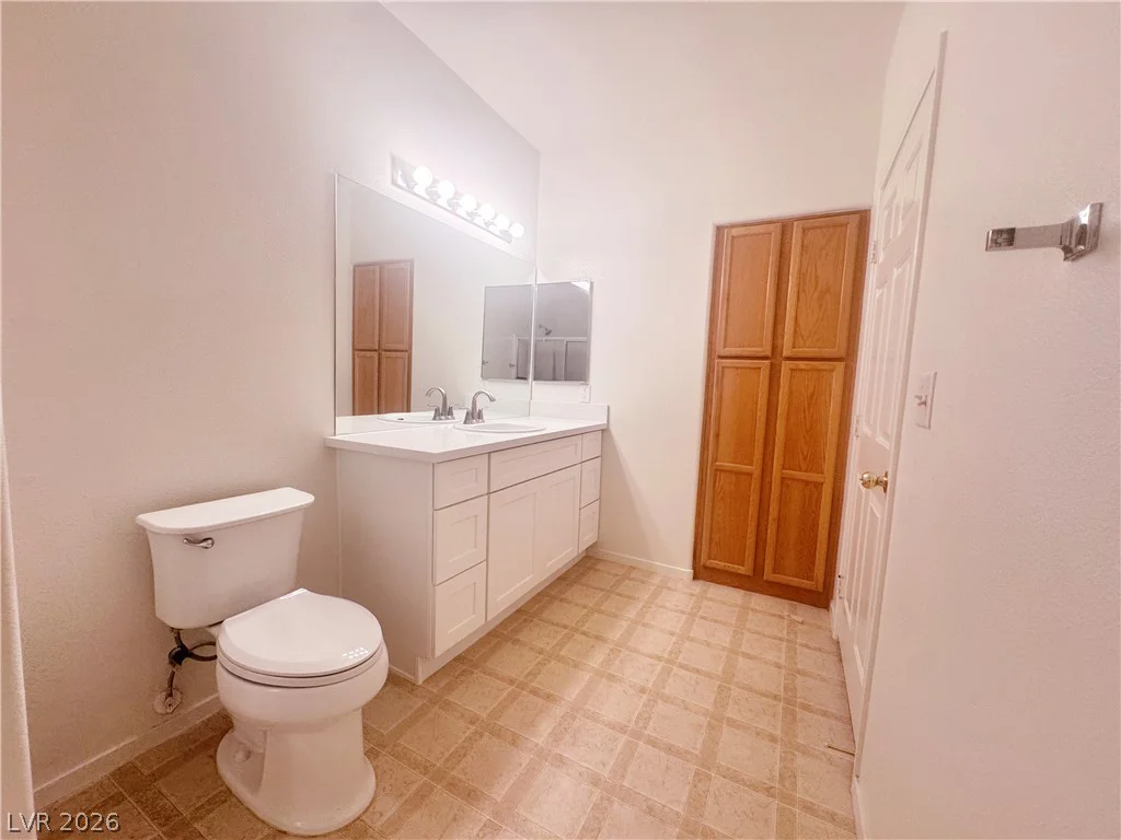 9580 Reno, Las Vegas, NV 89148