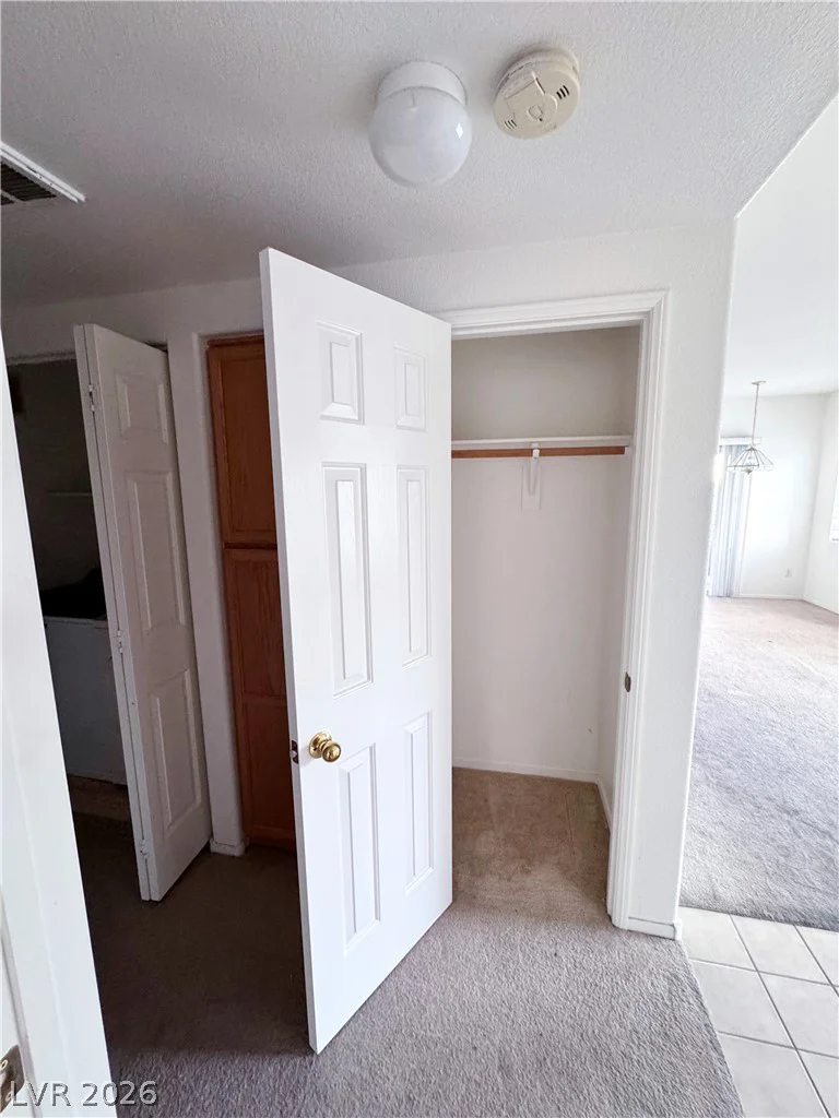 9580 Reno, Las Vegas, NV 89148