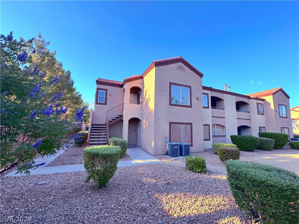 9580 Reno, Las Vegas, NV 89148