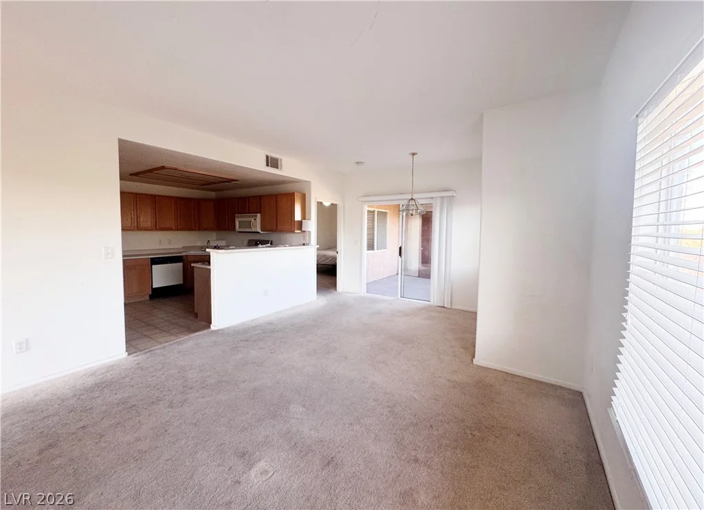 9580 Reno, Las Vegas, NV 89148