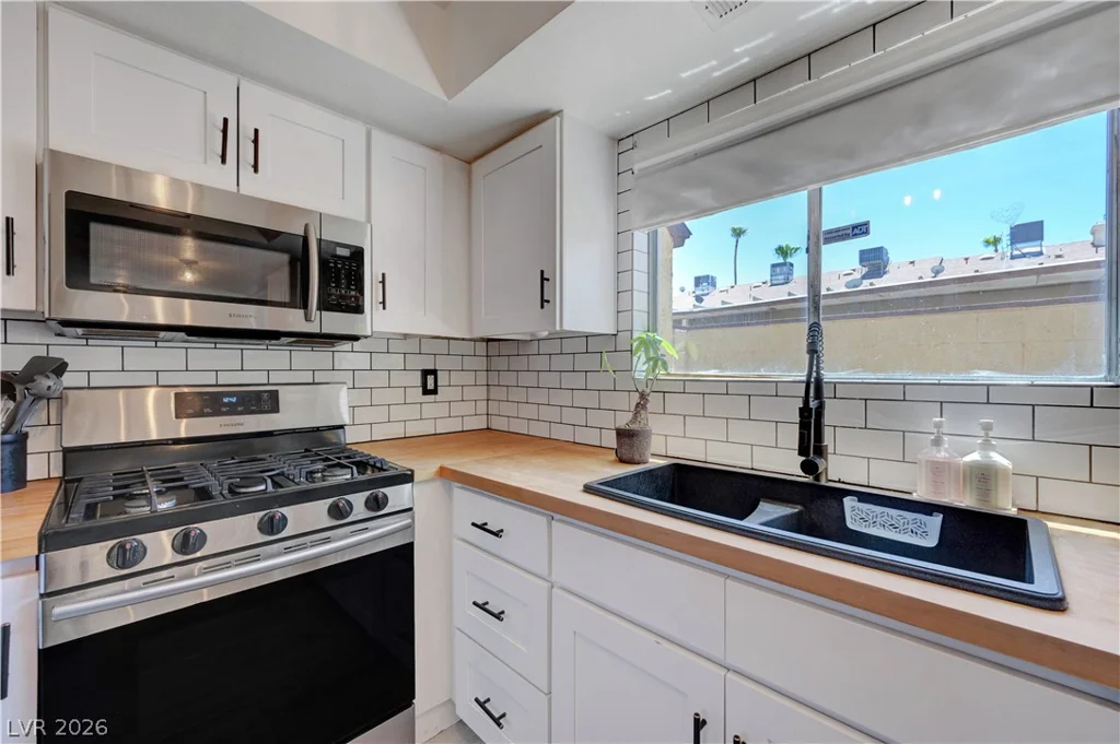 1909 Natalee, Henderson, NV 89011