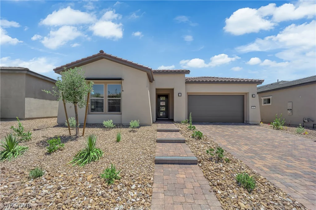 32 Stone Yucca, Henderson, NV 89011