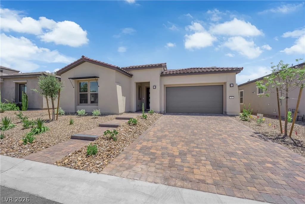 32 Stone Yucca, Henderson, NV 89011