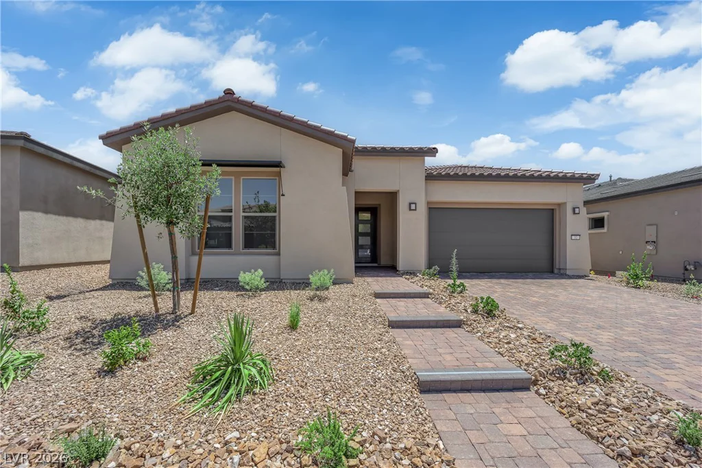 32 Stone Yucca, Henderson, NV 89011