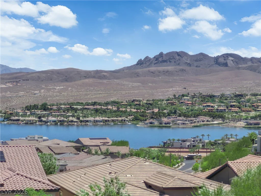 32 Stone Yucca, Henderson, NV 89011