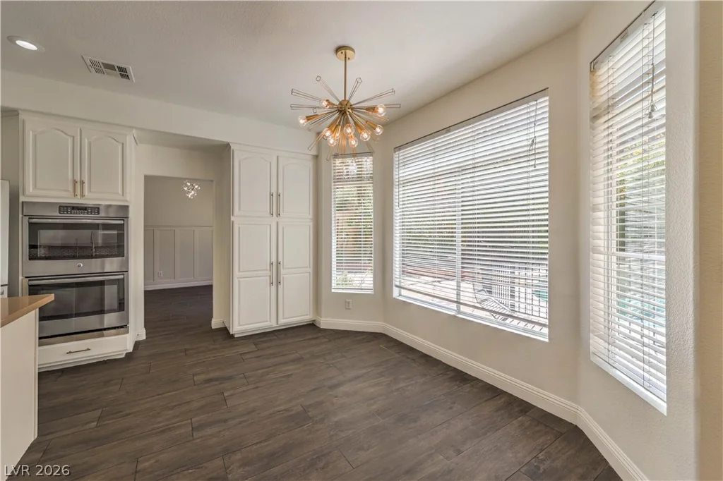 1717 Double Arch, Las Vegas, NV 89128
