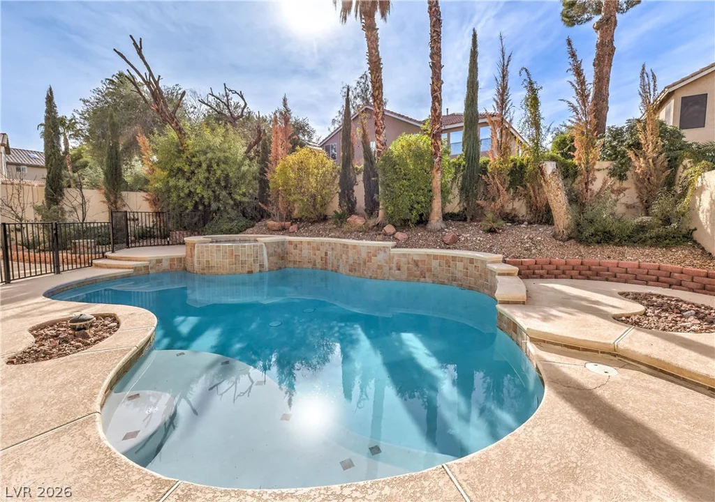 1717 Double Arch, Las Vegas, NV 89128