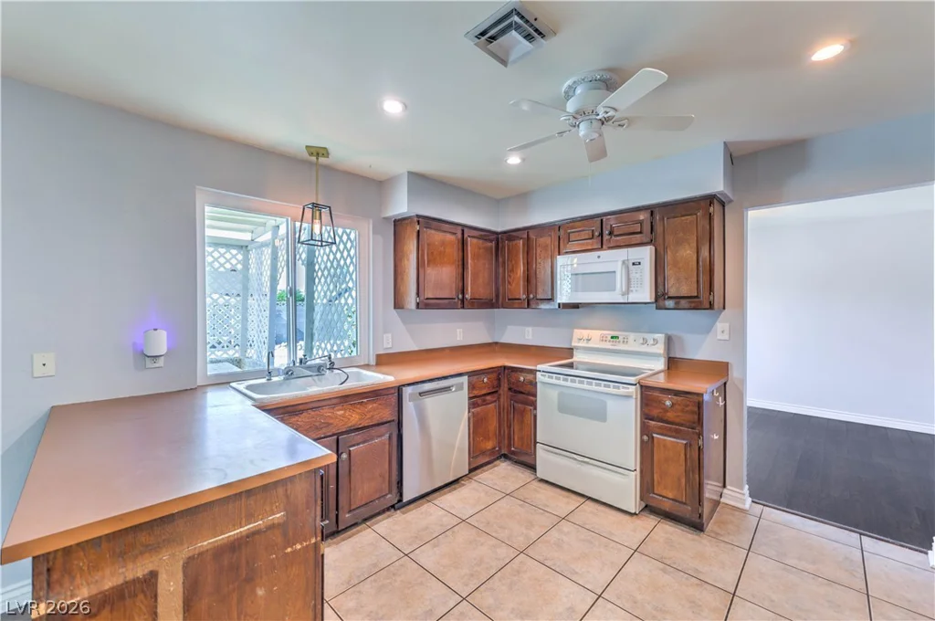 4714 Plata Del Sol, Las Vegas, NV 89121