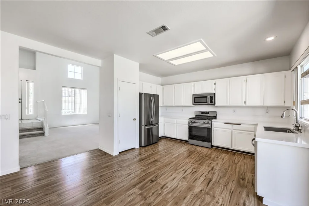 832 Quicksand, North Las Vegas, NV 89032